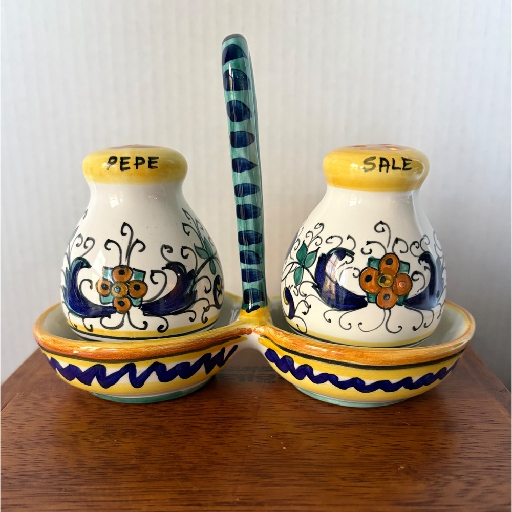 Italian Majolica Salt and Pepper Shaker Set with Caddy Pepe Sale Floral Ceramic